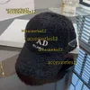 Ball Caps Fuzzy Baseball Caps Winter Pluizige Motorkap Muts Dames Designer Kasjmier Hoed Herenmode Straathoeden Unisex Snapback Warme Emmer Hoed 2024