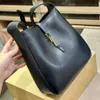 LE5A7 HOBO übergroße Einkaufstasche, Designer-Handtaschen, befestigt Mini-Geldbörse, gesteppte Lammfell-Damen-Reisetasche, Schultertasche257d