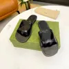 Luxuriöse Designer-Sandalen, Slipper-Slides, ineinandergreifende G-Cut-Out-Slide-Sandale, Millennials-Leder, echtes Leder, Gummisohle, Größe 35–43, 1,25 06