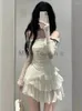 Arbetsklänningar Frence Fairy Två stycken Set Women Slash Neck Elegant Slim Party Kirt Suit Female Korean Sexiga toppar Sweet Cake kjolar 2024