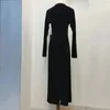 Casual Dresses 2024 Spring Women Fashion Black Velvet Long Sleeve Slim Dress Elegant Lady O-Neck High midje veckad kvinnlig promklänning