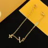 Designer diamant studörhängen hänge halsband kvinnor guld armband dekoration gyllene armband överdrivna armband öronnål smycken set bröllop gåva