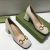 Tasarımcı GG Ayakkabı Bale Flats Ayakkabı Yüksek topuklu ayakkabılar Bahar Cowhide Mektup Yay Moda Kadınlar Siyah Düz Tekne Ayakkabı Bayan Deri Somunlar Slingback ile Kutu