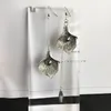 Boucles d'oreilles mode coréenne tempérament asymétrique fleurs blanches sauvages pétales irréguliers pour femme Brincos