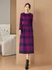 Casual Dresses Women Wool Blends Long Dress Autumn Winter Fashion Vintage Single Breasted O-Neck Sleeve Slim Plaid Woolen