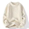 SWEATER MĘŻCZYZNIE Zima zimowa solidne ciepło gęstnieje gęstwy pulloczy Knitwear Sweter Underhirt czarny zielony biały mężczyźni plus size 240124