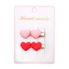 Vêtements de chien 2024 Pinces à cheveux pour animaux de compagnie Chiens Rose Fleur Coeur Clip Arc Mignon Décoration Chiot Arcs Pour Petites Fournitures Chapeaux