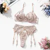 Bras sätter utellady fancy underkläder blommig broderi satin underkläder delikat erotiska sexiga intim varor sissy se genom outfit