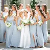 Skyblue Chiffon Junior Bridesmaid Dresses Mermaid Halter High Split Sexig Long Bridesmaid Dress klänningar för arabiska svarta kvinnor Bröllopsgästutrustning NR045