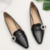 Scarpe eleganti Primavera/Estate Nuove scarpe singole da donna grandi con fibbia perlata nera a punta