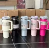 Stock Quencher Tumblers H2.0 40oz rostfritt stålkoppar med silikonhandtag lock och halmbilmuggar fortsätter att dricka kallt vattenflaskor 0205