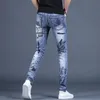 Version coréenne jean bleu pour hommes jean extensible mince de haute qualité jean de luxe léger imprimé papillon jean de rue élégant et Sexy;240131