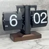 테이블 시계 창조적 인 시계 데스크톱 유럽 플립 다운 페이지 데스크 레트로 기계 자동 자동