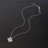 Designer Womens Fashion Luxury Buckle Full Diamond Necklace Fashion Single Flower Four-leaf Clover Pendant Necklaces van Necklaces cleef