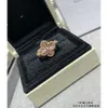 Vintage Cluster Ringe Van Clover Cleef Ringe Designer Kupfer mit 18 Karat vergoldetem roten vierblättrigen Kleeblatt Charm Ring für Frauen mit Box Party Geschenk