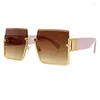 Солнцезащитные очки 2024, модные женские квадратные толстые заушники в большой оправе с градиентным зеркалом, Рождественский подарок