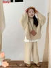 Ensembles de vêtements pour enfants, ensemble d'hiver pour filles, coréen, tricoté solide, deux pièces, simple boutonnage, décontracté, laine à capuche épaisse, 2024