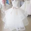 Robes de fille en Tulle à fleurs blanches, avec des Appliques à plusieurs niveaux, avec ceinture à nœud rose, manches longues, pour concours de mariage, robes de première Communion