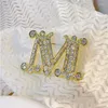 Brooches Fashion Crystal Rhinestone Letter M Enamel Imitation Pearls Women Baroque Alphabet Initial Pins Wedding Jewelry Brooch