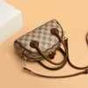 Women's New Versatile Pattern Middle Aged Mom One Shoulder Crossbody Small Bag Zero Money Trend 2024 78% Off Store wholesale