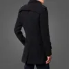 Jesień zima solidne płaszcze płaszcze mężczyzn płaszcza moda podwójna piersi kurtka wiatrówka z paskiem klapowym płaszcz parka 240122