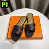 Sandales de créateurs, toboggans de créateurs de luxe, toboggans en cuir orange, pantoufles pour femmes taille 35-42, chaussures de plage d'été plates, sandale sliders marron noir