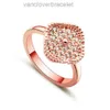 Wykwintna biżuteria pierścieniowa pełna diamentowych pierścionków Mały i prosty pierścień mody Van Clover Clover Clover Clover Pierścień Spersonalizowany wielofunkcyjny zaawansowany projekt