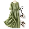 Robes décontractées Vintage et exquis vert floral broderie robe d'été pour les femmes élégantes col rond manches courtes taille haute plage robes