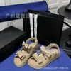 Slides designer sandal chaneles klackar skor bow doft platta sandaler kvinnor tjock botten romerska casual womens skor sommarfjäder