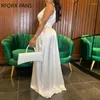 Sıradan Elbiseler 2024 Kadın Zarif Katı Yular Kolsuz Maxi Resmi Parti Seksi Saten Beyaz Elbise