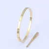 bracelet designer Créateur de bijoux pour femmes Bracelet à vis classique Bracelet en acier titane plaqué or ne se décolore jamais non allergique, or/argent/or rose