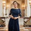 Abiti per la madre della sposa blu navy Collo trasparente maniche a 3/4 Abiti per la madre in chiffon Pieghe con perline Paillettes Abiti per la mamma in pizzo Per le donne Abito per invitati al matrimonio AMM060