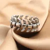 Cluster Rings Personality Stainless Steel Spine Men's Versatile Punk Skull Centipede Jewelry Accessories Casual Finger Gifts