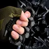 Boucle en métal de poing en alliage de créateurs de doigt de tigre tenu dans la main pour l'auto-défense Const Ne quatre doigts croix martiale légale S9S6