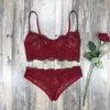 Soutien-gorge Ensembles 2024 Sexy Cils Dentelle Soutien-Gorge Ensemble Dames Bralette Push Up Lingerie Slips Femmes Profonde V Croix Dos Transparent G-string