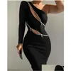 Grundlegende Freizeitkleider One Shoder Ribbed Bodycon Dress Zip Detail Europa und Amerika Mode Damenbekleidung Skinny Midi Sexy Daily Oteyn