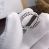 Anello d'amore di design Anello Van Cleff Gioielli Caleidoscopio Bordo in rilievo Anello con diamanti pieni Femmina V Oro Spessore 18 carati Stella del cielo brillante di alta qualità Anelli per uomo e donna