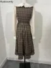 Casual Kleider Adrette Frühling Herbst Frauen Lange Sommerkleid V-ausschnitt Braun Plaid Ärmelloses Gürtel Kleid Elegante Vintage Spitze Patchwork midi