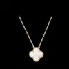 Van Clover Necklace Fashion Flowers Four-leaf Clover Womens Necklace Necklaces Jewelry