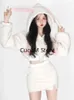 Werkjurken Wit Lolita Kawaii Tweedelige set Dames Pluizig Casual Koreaanse stijl Schattig Rokpak Top met capuchon Zoet Mini 2024 Chic