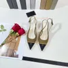Designer Heels Chaneles Sandal Vent pointu clouage grille chaîne talon épais talons chaussures pour femmes bouche peu profonde talon moyen dos vide chaussures simples LE0Y