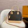 Ladies Casual Designe Luxury Shell handBag Totes Handbag Shoulder Bag Crossbody Mirror Quality BB Purse Pouch 240215