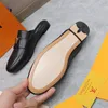 Explosion hot Mocassino aperto Capri da donna 1ACH5Q Scarpe casual piatte Pelle di vitello Suola in cuoio Accessorio con iniziali slip-on stile senza tempo alla moda con scatola