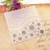 Craft Tools Christmas Snowflake Diy Plastic Emunching Mappar för Scrapbooking Paper Craft/Card Making Decoration Supplies