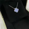Luxury Love Clover Designer Van Charm Pendant Halsband för kvinnor Lätt Purple Stone Diamond Goth Sailormoon Moissanite Chain Choker Halsbandsmycken