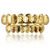 18k Gold Hip Hop Vampire Hammered Teeth Fang Grillz Dental Mouth Grills Hemst Tooth Cap Rapper smycken för cosplay party grossisteother fas