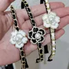 Hårklipp lyxiga vintage kamelia pannband pärla hjärta för tillbehör koreanska smycken kvinnor