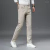 Calças masculinas Mingyu Marca 98% Algodão Casual Homens Cor Sólida Negócios Moda Reta Slim Fit Chinos Cinza Outono Inverno Calças Masculinas