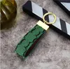 2023 Designer Keychain Key Chain Buckle lovers Car Keychain Handmade Leather Keychains Men Women Bags Pendant Accessories 7 Color