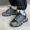 2021 Spring Mens Skateboarding Shoes Lace Up Cool Casual Skateboard Sneakers Low Upper Flat Street Shoes Men's Sports Shoes L5